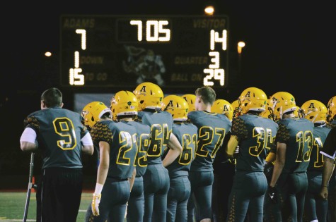 Highlanders fall to Oak Park
