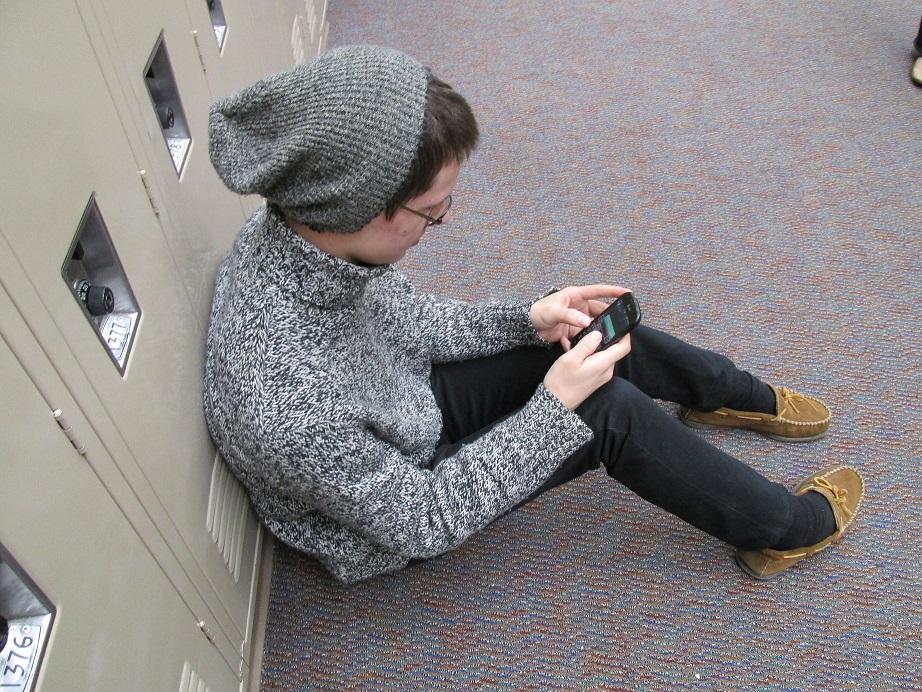 A student texts in the senior area. Could his text be read by the government?