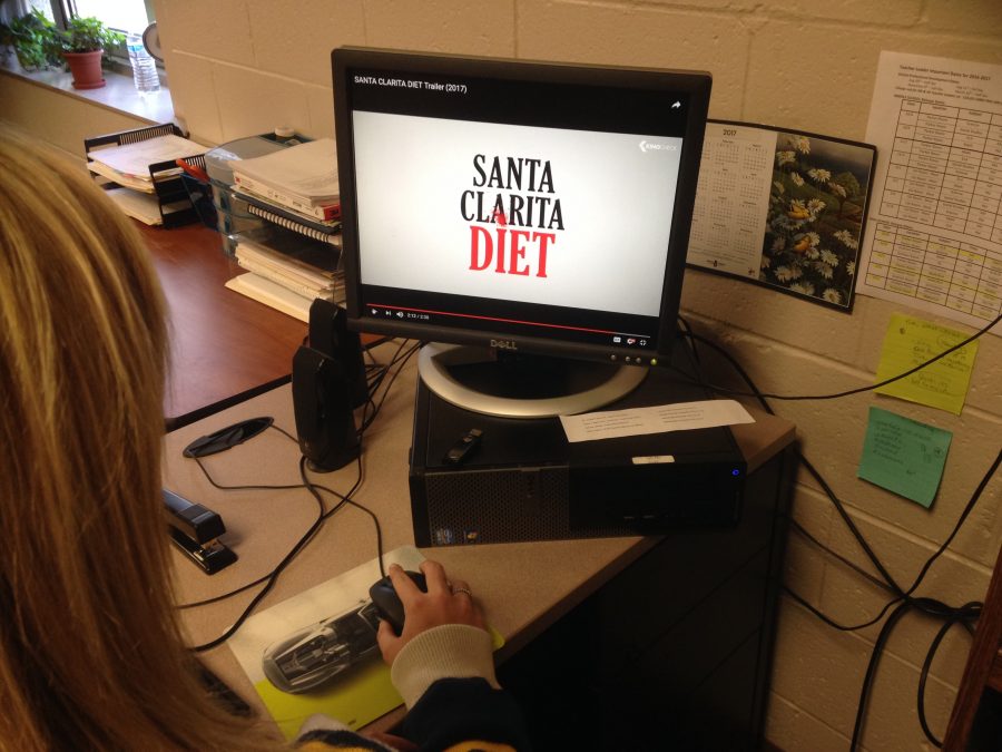 Santa+Clarita+Diet+is+available+to+stream+on+Netflix.
