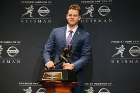 Joe Burrow with his Heisman Trophy