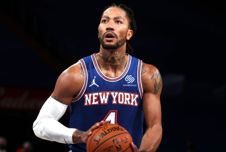 Derrick Rose helps the Knicks win against the Houston Rockets in his third game with his new team this season.